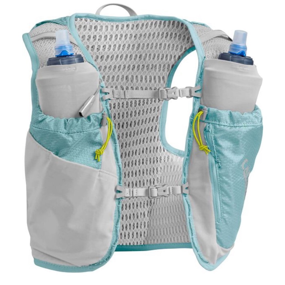 CamelBak Women’s Ultra Pro Vest 34oz and 8 Gu Energy Gels